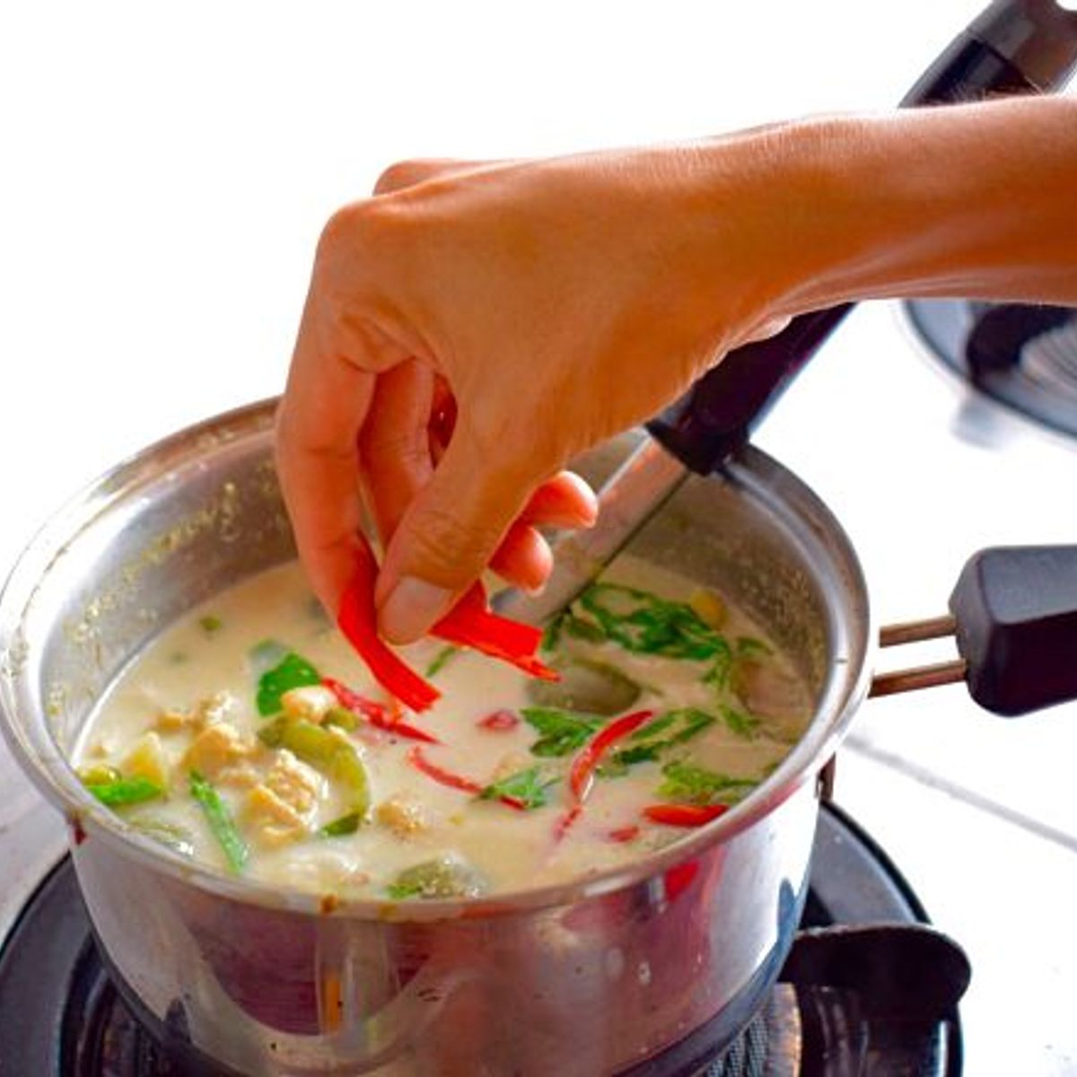 Mam's Unique "Real" Thai Gourmet Cooking Experience