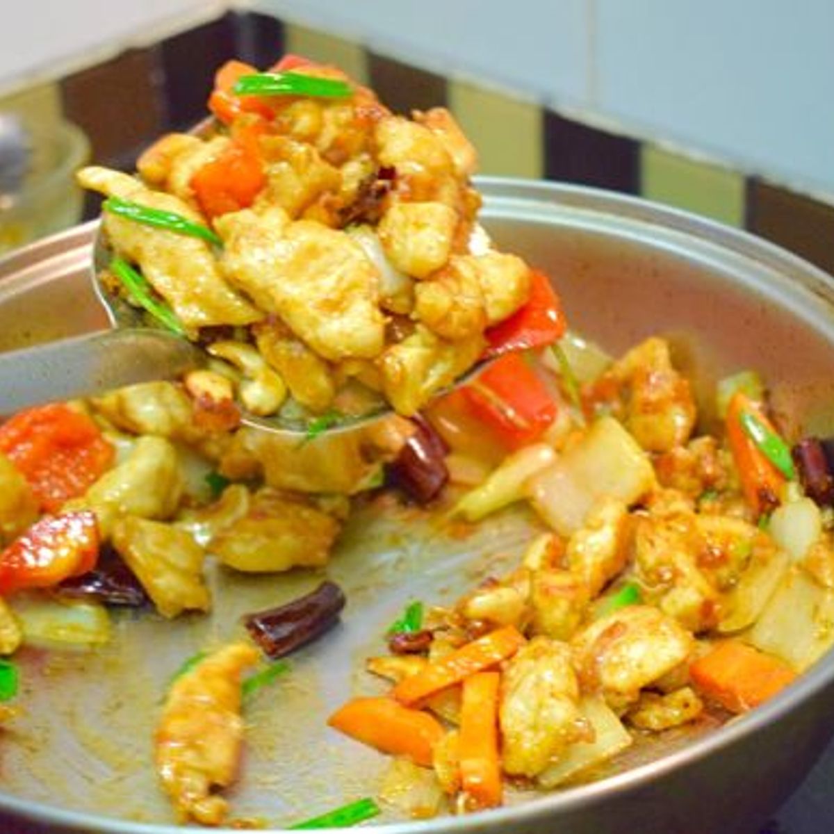 Mam's Unique "Real" Thai Gourmet Cooking Experience