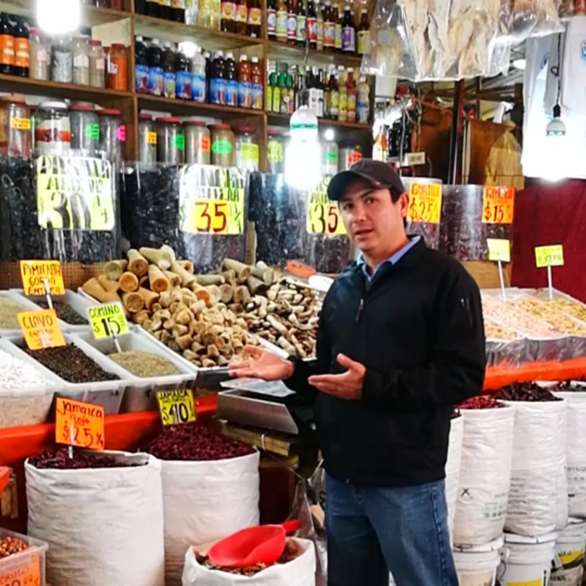 Ultimate Market Experience in Mexico City: Explore 3 radically different markets with an expert guide