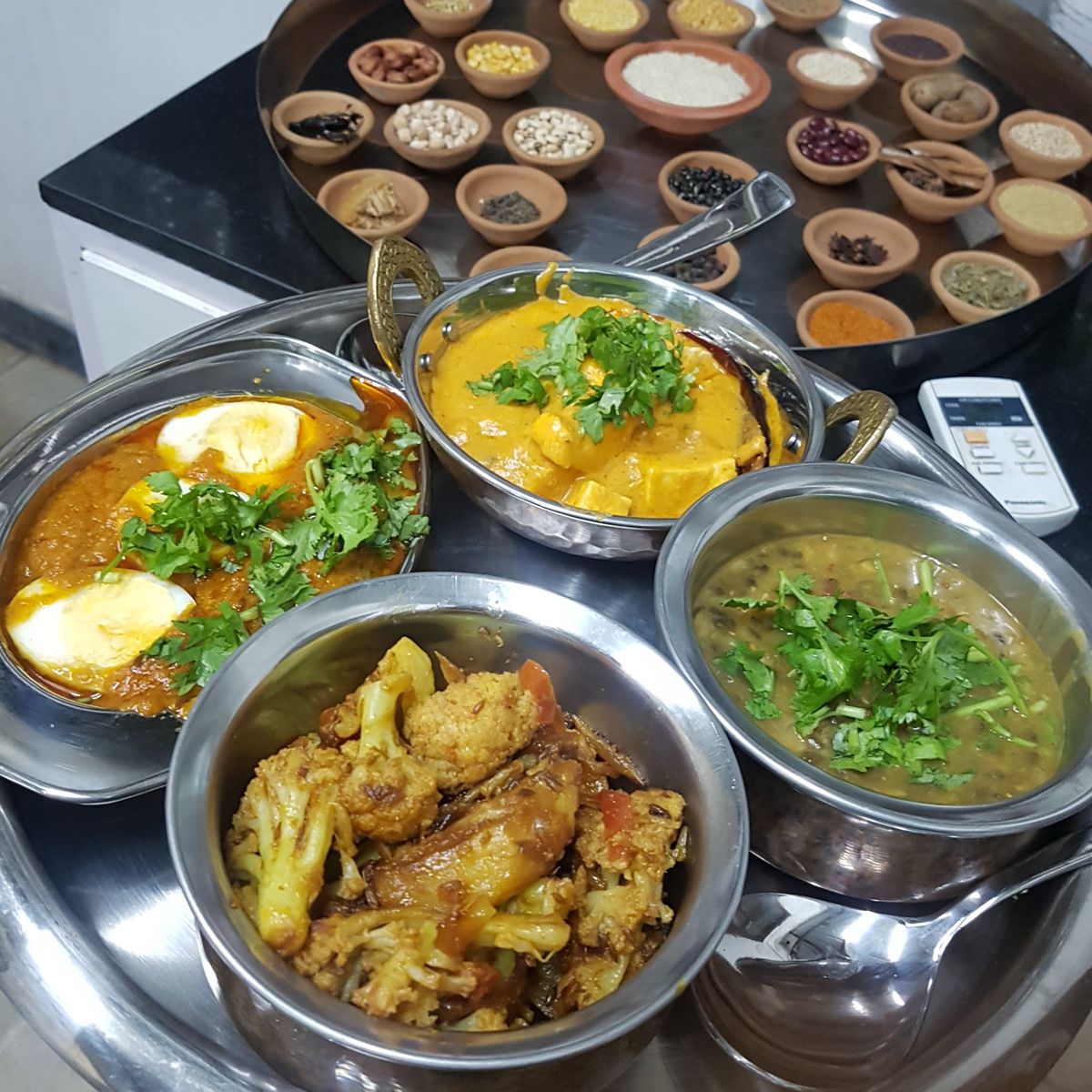 Market to Table Tour - Indian Vegetarian Home Cooking Session