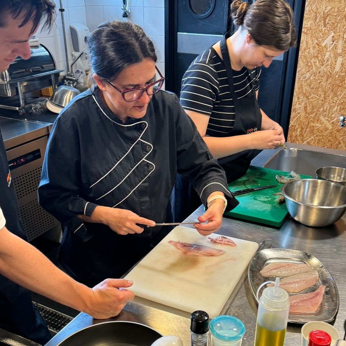 Market Tour and Portuguese Culinary Class Experience