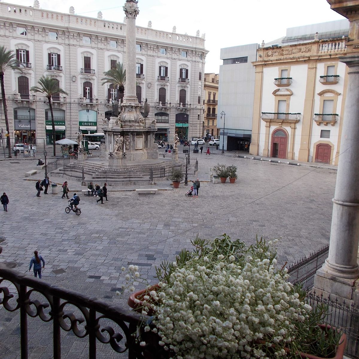 Market Tour Exploration with Sicilian Culinary Class in Palermo