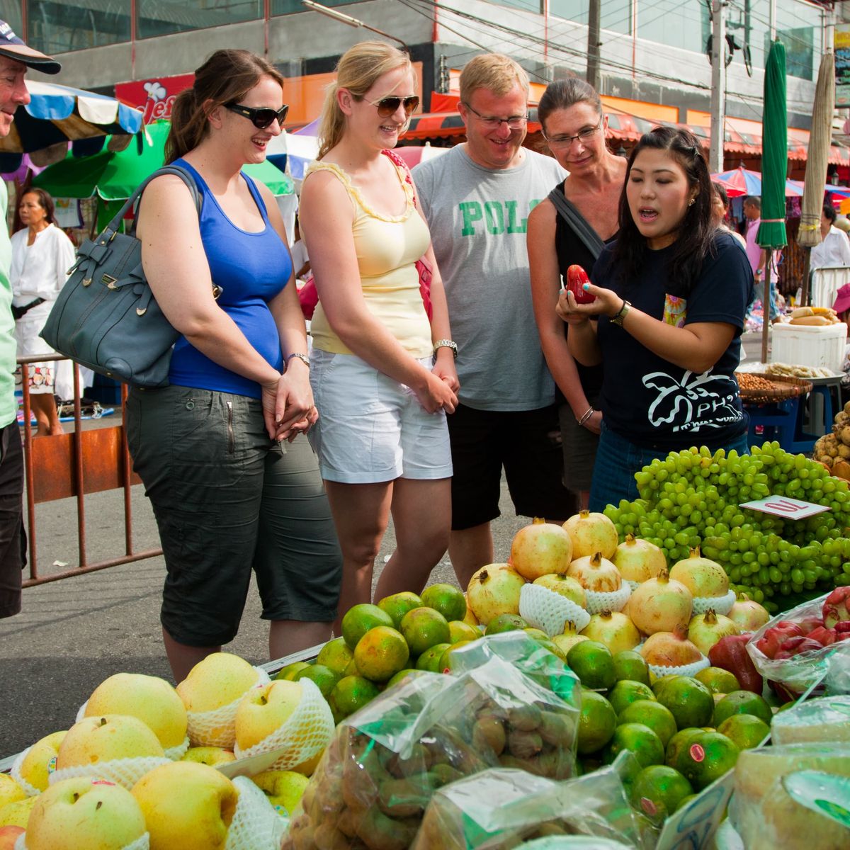 Seaside Fruit Cooking Class + Carving Class & Market Tour
