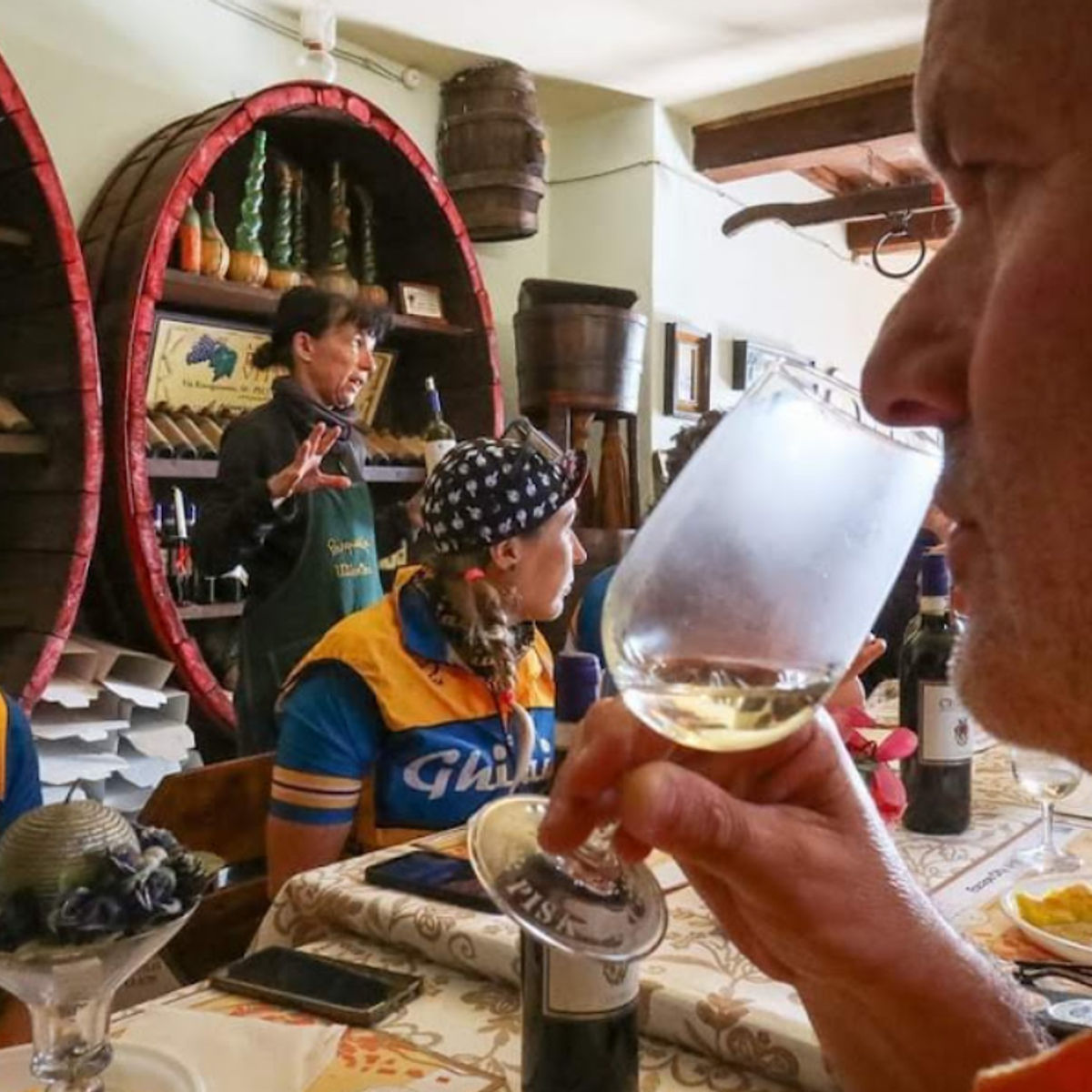 Master Tuscan Wine Experience: From Vineyard Walk to Guided Tasting