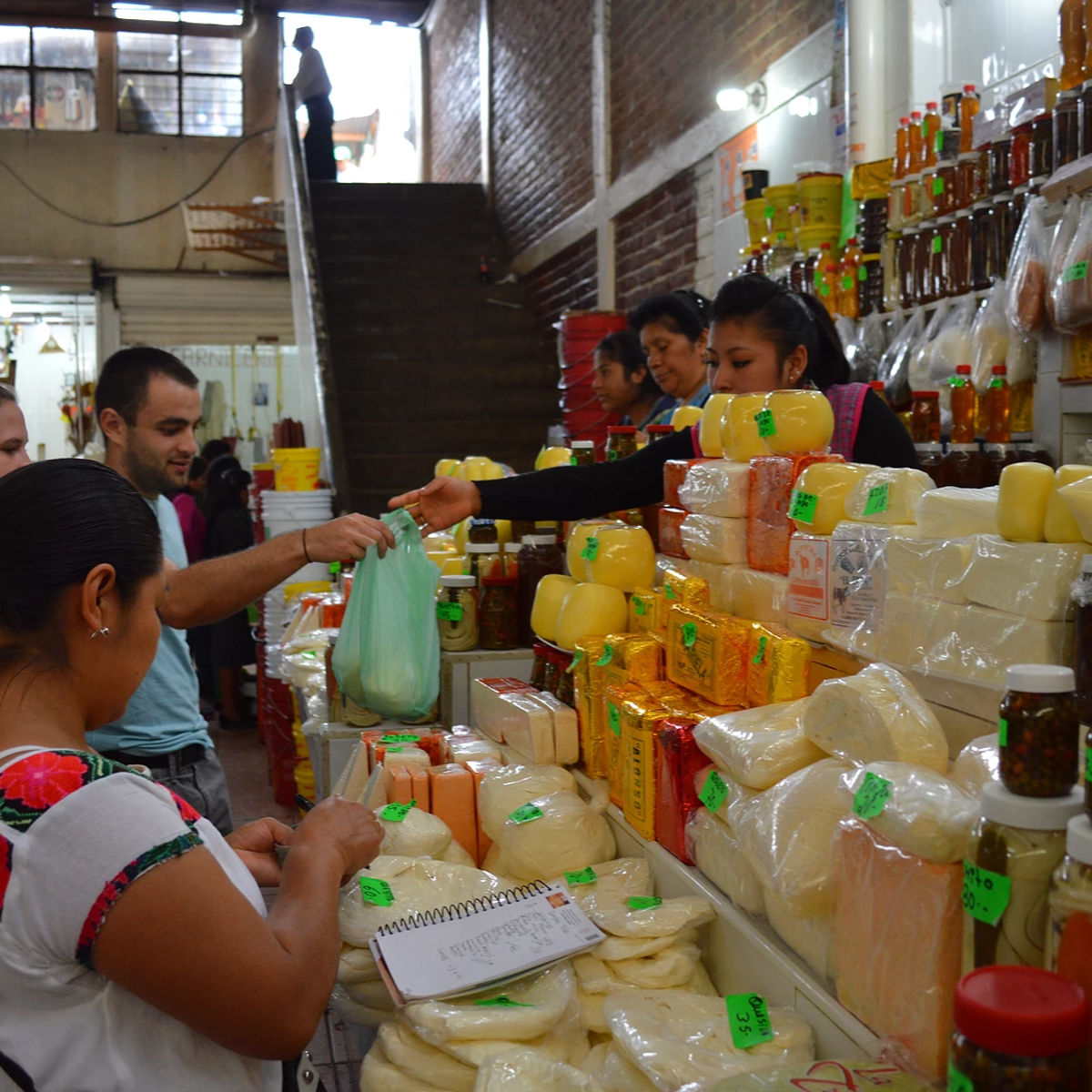 Authentic Mexican Cooking Class in Chiapas: Learn about local Produce, Varieties, and Specialties.