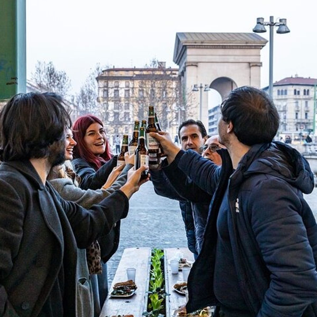 Kulinarisches und Getränkeerlebnis im Milan Navigli
