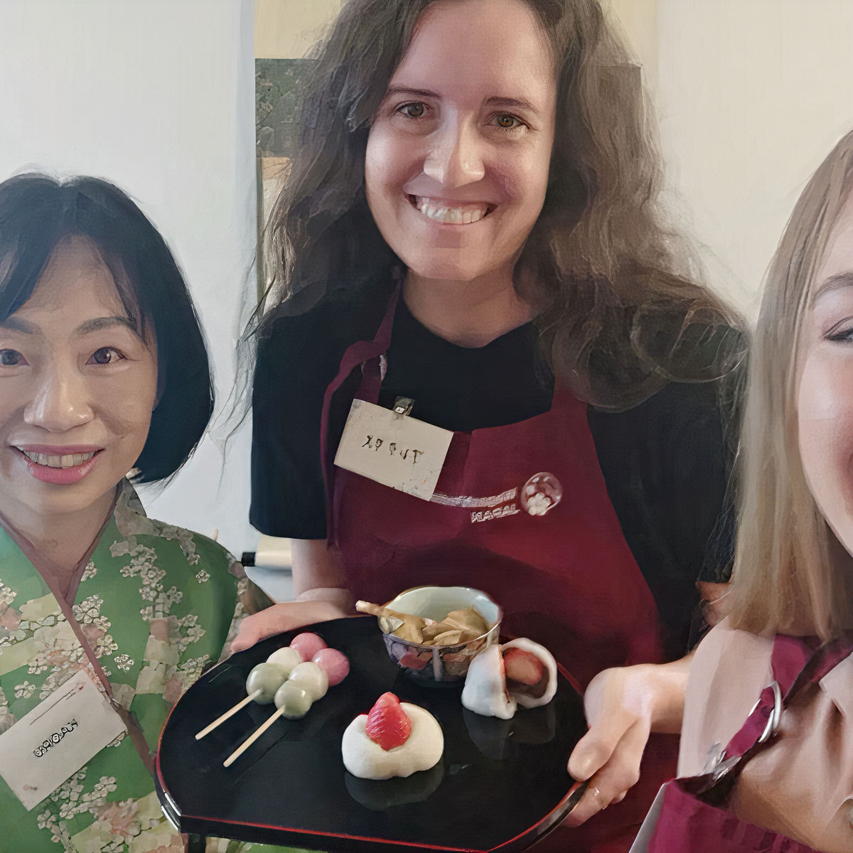 Traditional Japanese Mochi Making Class in Local Tokyo Home