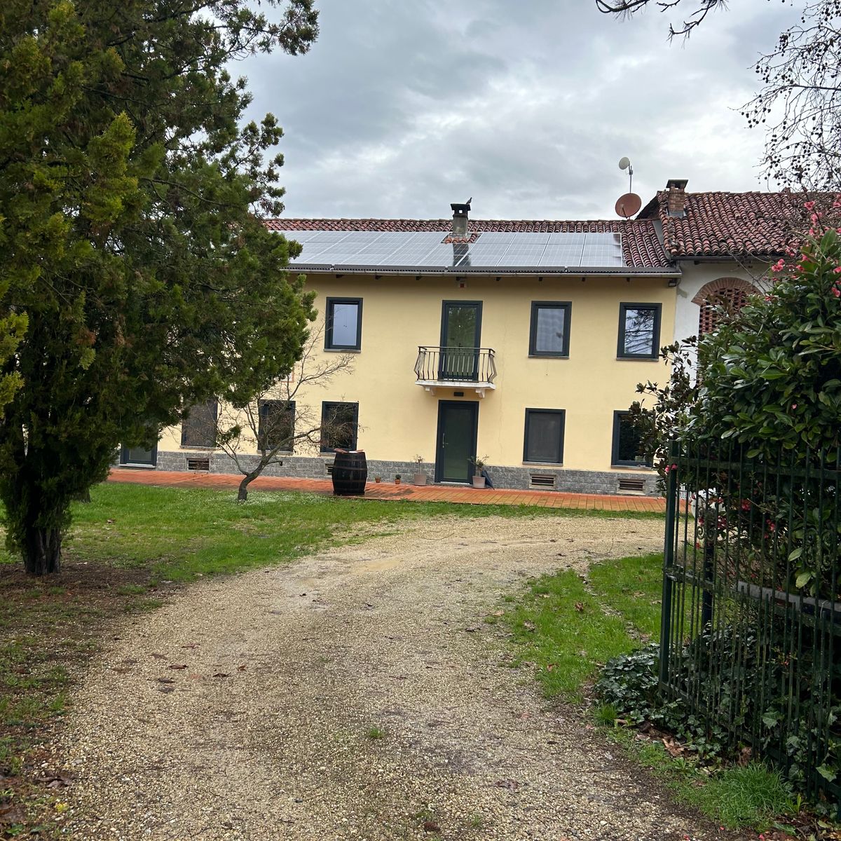 Hands-On Mushroom Cooking at a Monferrato Farmhouse with Alpine Views