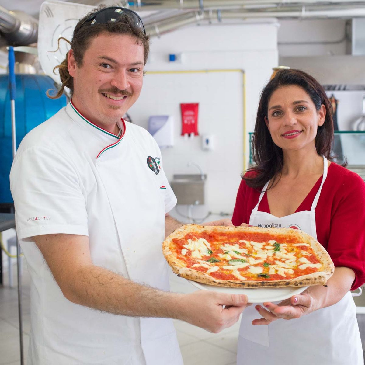 Learn to Make the Traditional Neapolitan Pizza