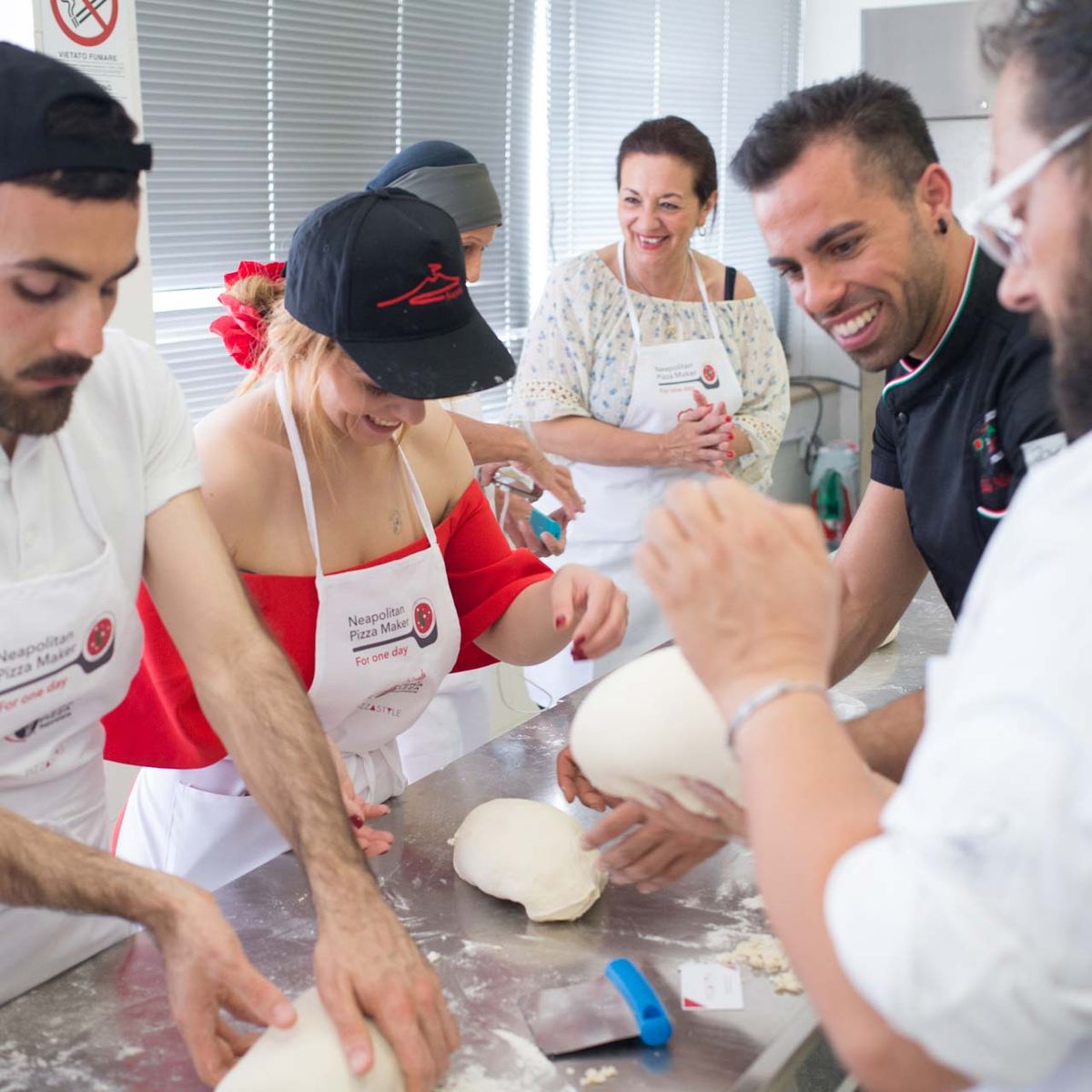 Learn to Make the Traditional Neapolitan Pizza