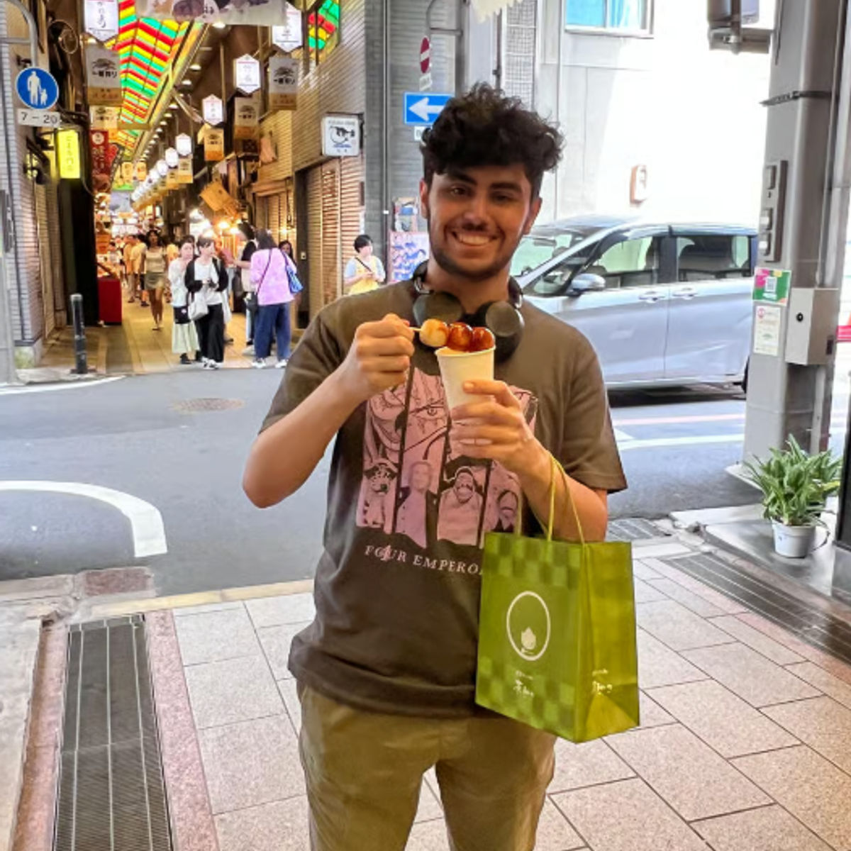 Kyoto Nishiki Market Walking Food Tour with Local Guide