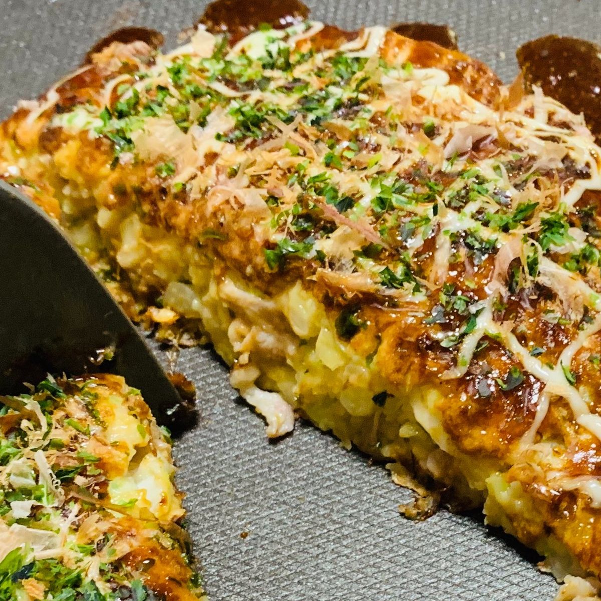 Traditional Okonomiyaki Cooking Class in Nagoya
