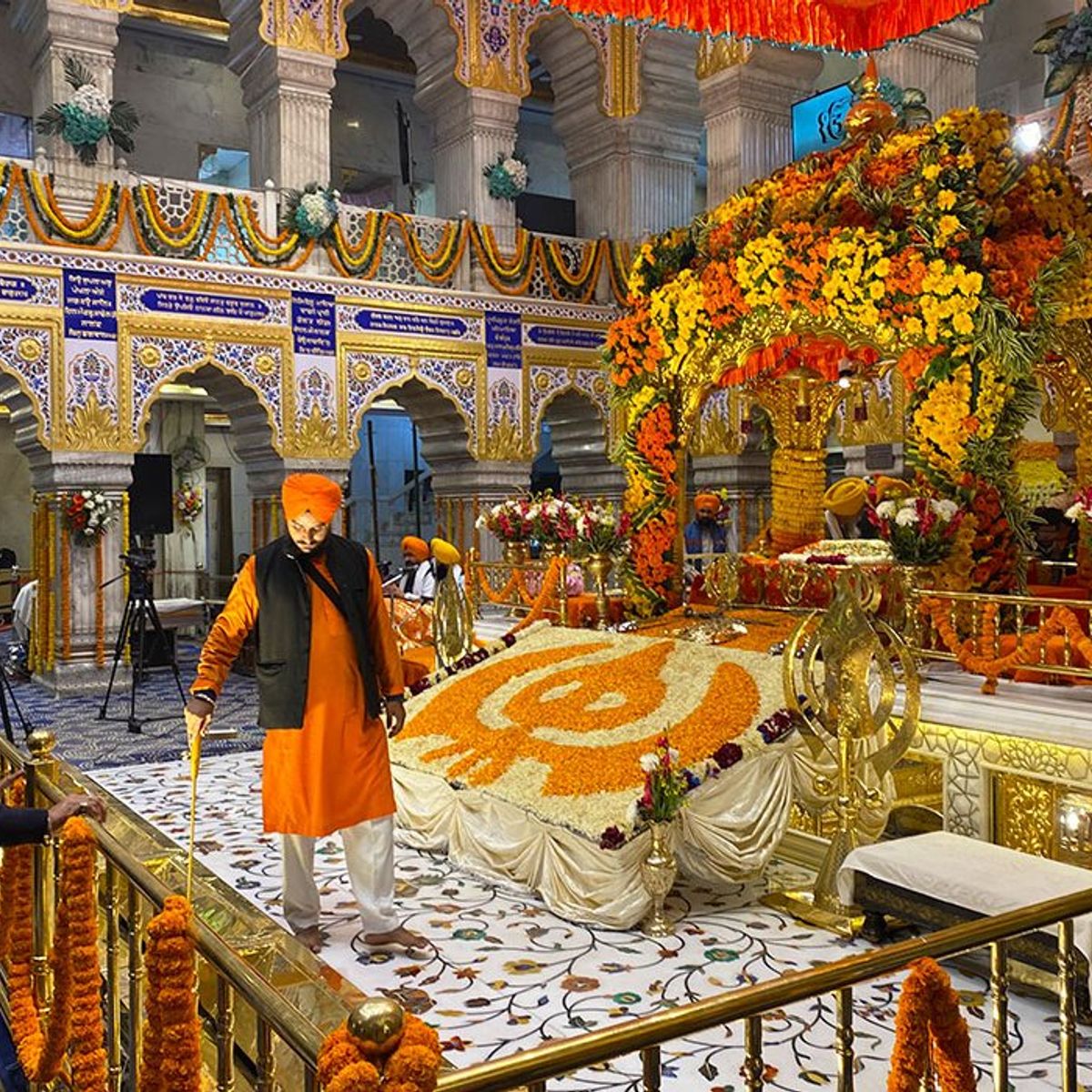 Old Delhi Food Tour & Spice Market Experience