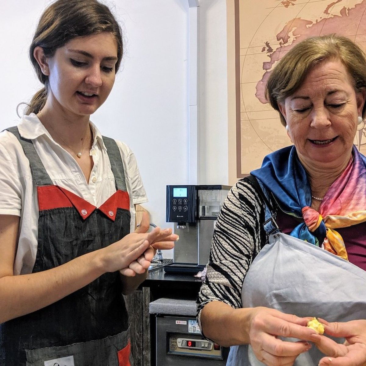 Old-fashioned Taiwanese Cuisine Cooking Class with Market Tour