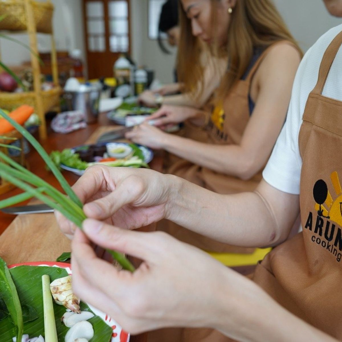 Taste of Thailand: Chinese-Language Cooking Class, Tuk Tuk Adventure & Market Tour (Opening Promo)