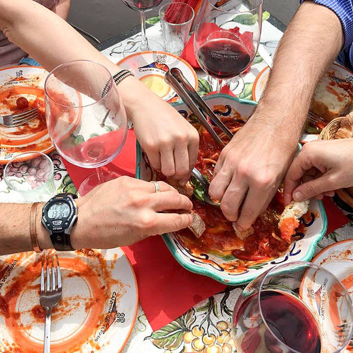 Organic "Classico" Wine Tasting with Lunch on Mount Vesuvius