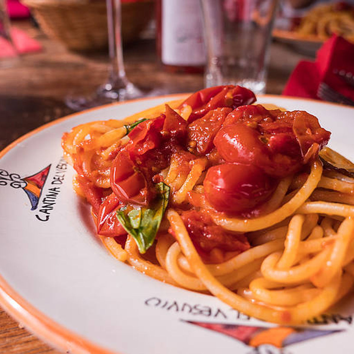 Organic "Classico" Wine Tasting with Lunch on Mount Vesuvius