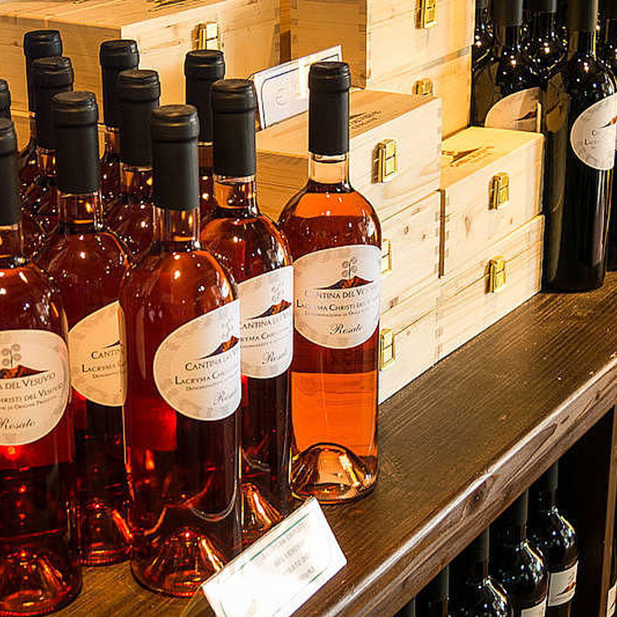 Organic "Superiore" Wine Tasting with Lunch on Vesuvius