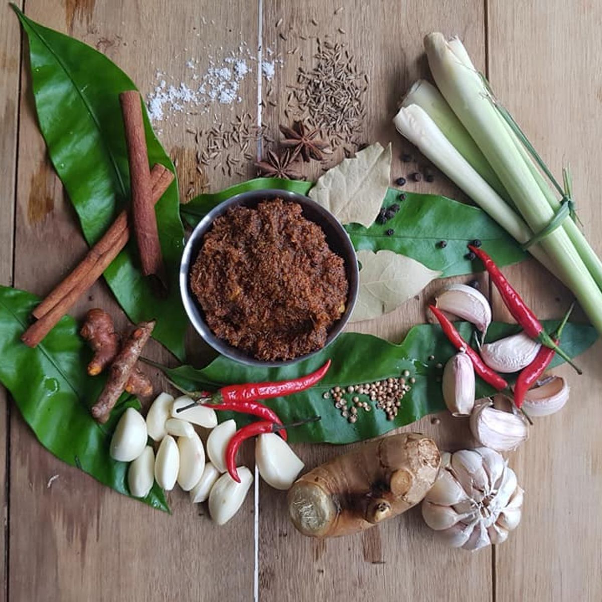 Learn to Make Thai Dishes in an Intimate Neighborhood
