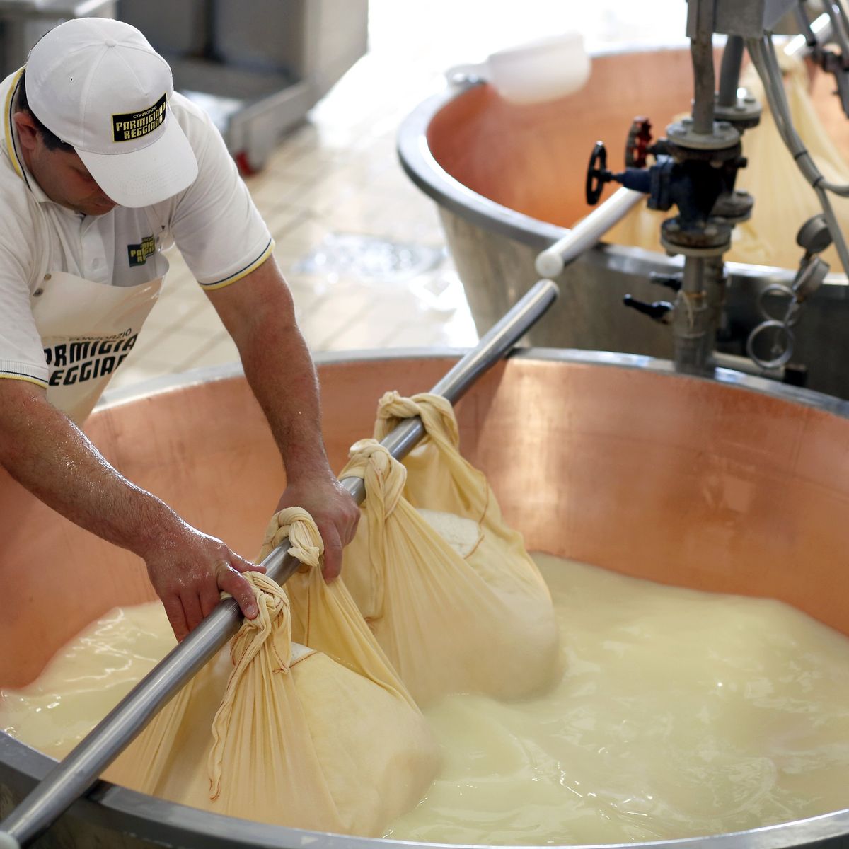 Experience Parmigiano Reggiano Cheese Tasting Tour in Parma