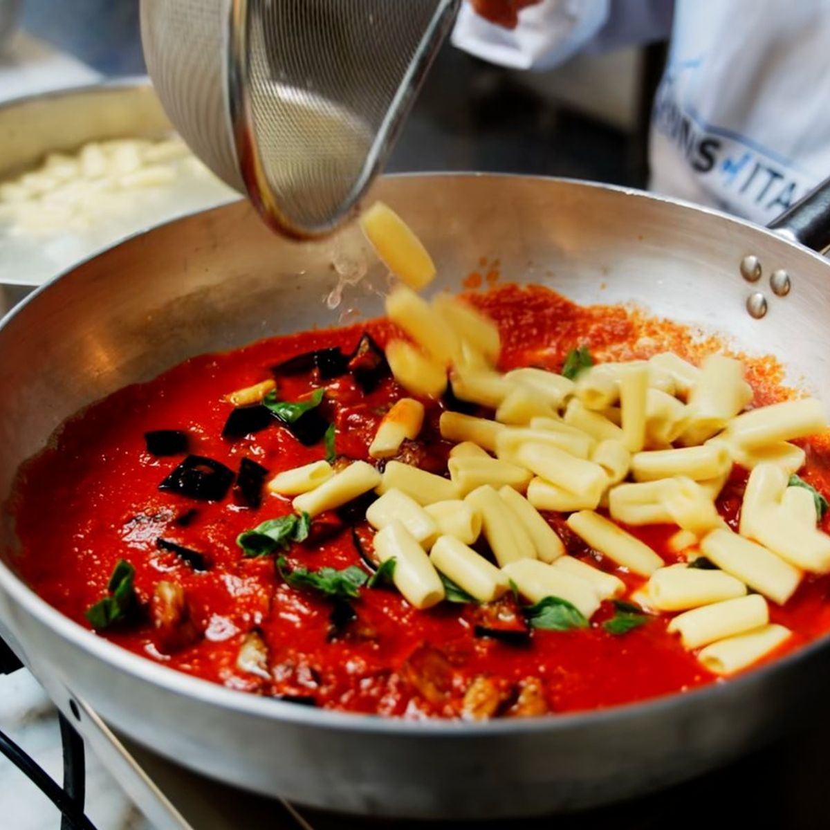 Kochkurs für frische Pasta in Palermo mit Gelato-Vorführung