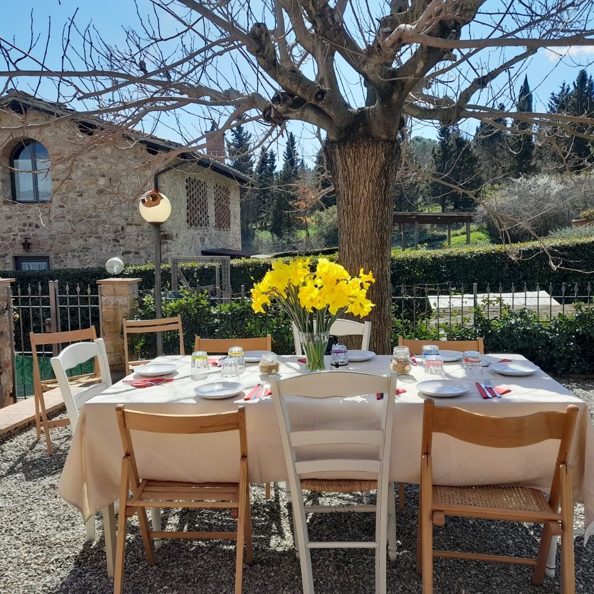 Tuscan Countryside Family-Style Cooking Class in Chianti with Wine