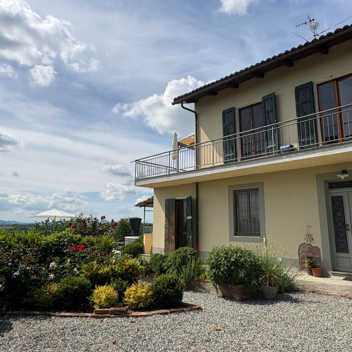 Fresh Pasta & Regional Sauce-Making Class in the Hills of Monferrato