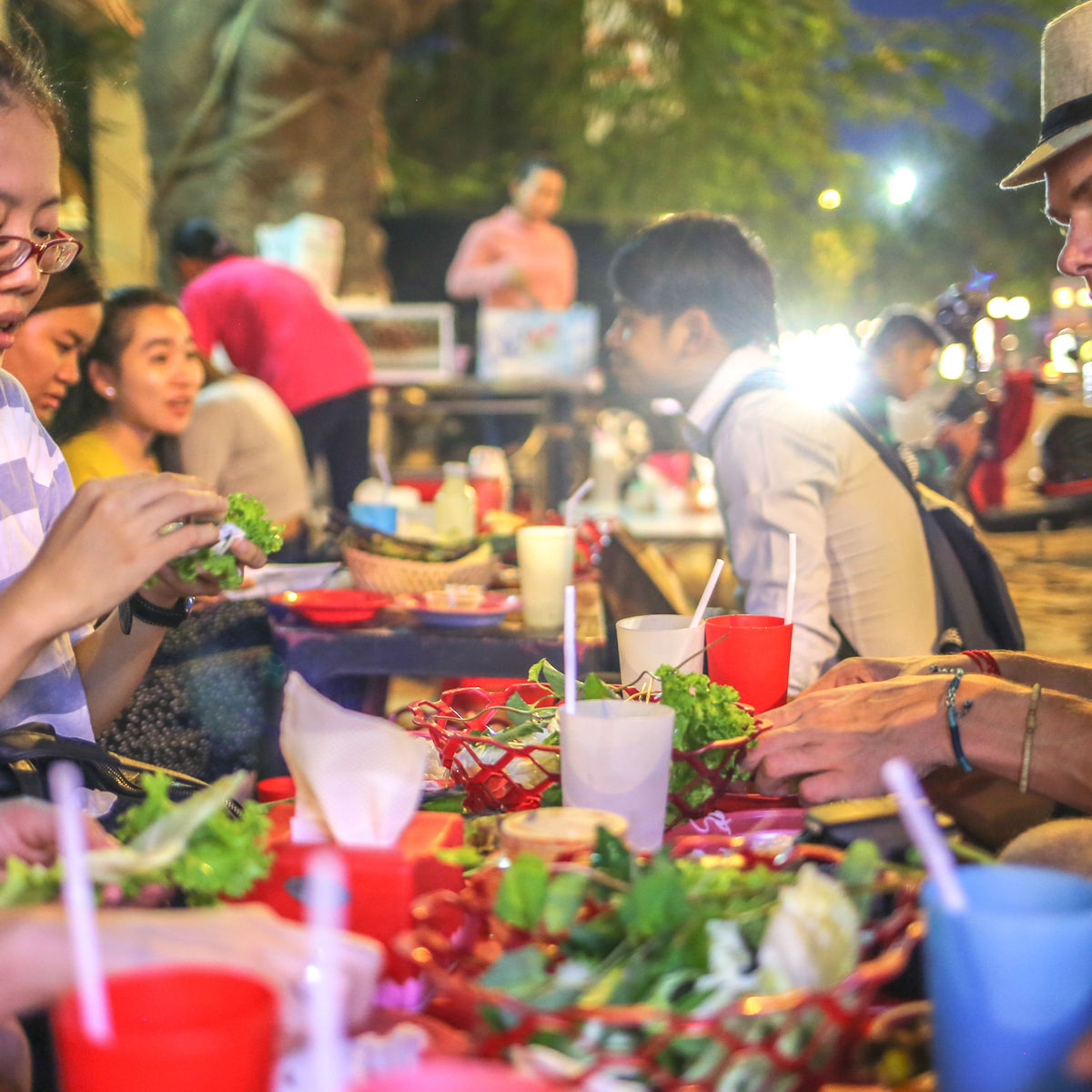 Phnom Penh Evening Food Tour with Tuk tuk