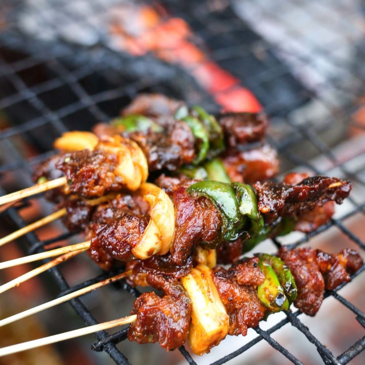 Phnom Penh Evening Food Tour with Tuk tuk
