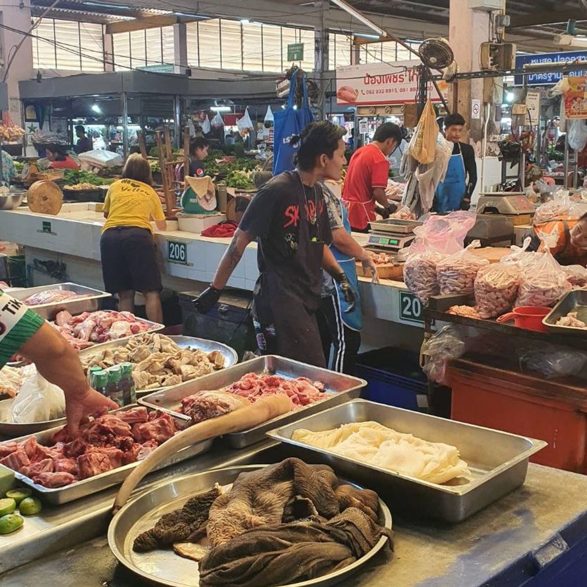 Phuketian Cooking Class By About BE