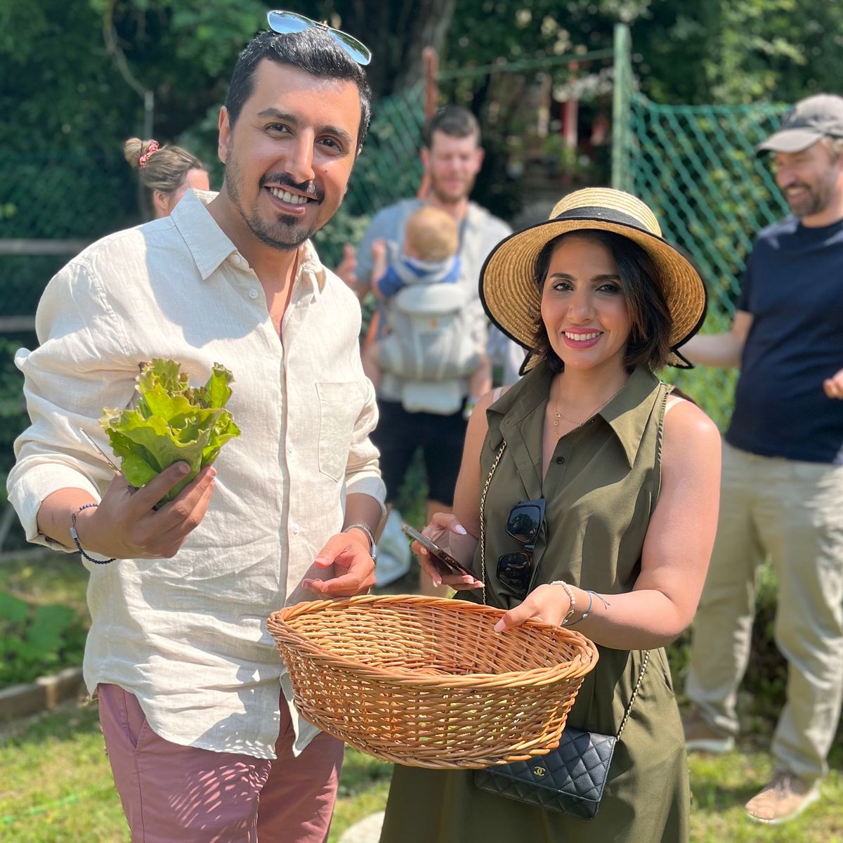 Experience Harvesting Vegetables and Pasta Culinary Class at a Tuscan Villa