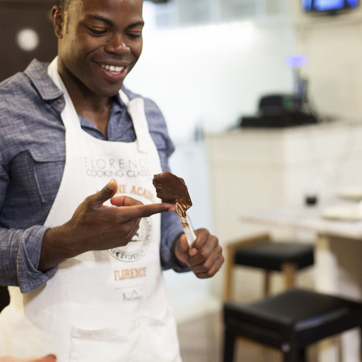 Family Fun: Pizza and Gelato Making Class in Florence