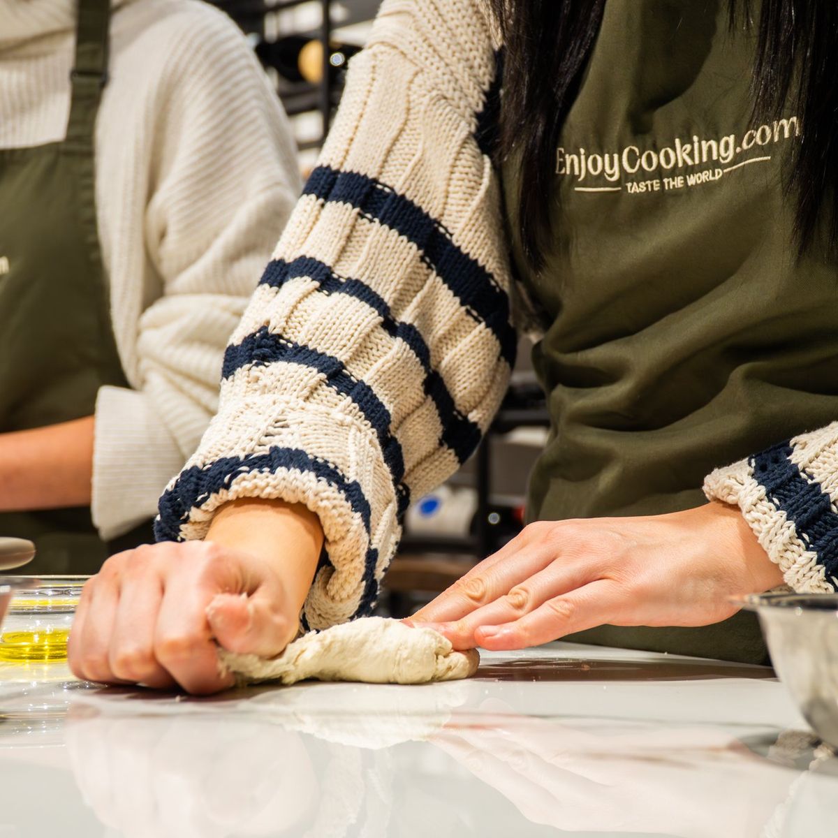 Italian Pizza, Supplì and Gelato Class with Wine by the Colosseum Rome