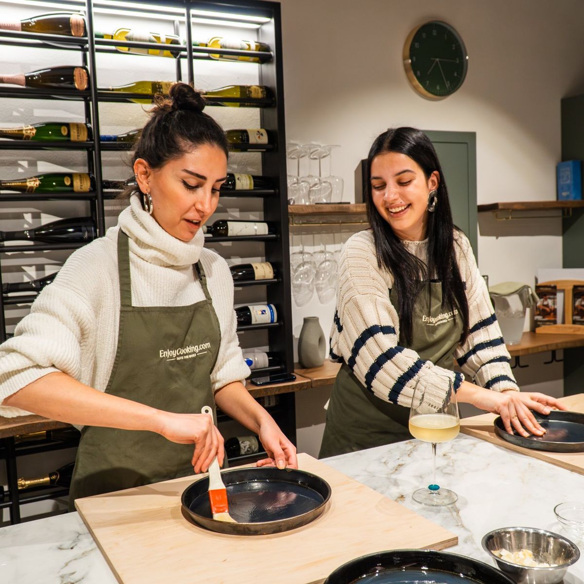 Italian Pizza, Supplì and Gelato Class with Wine by the Colosseum Rome