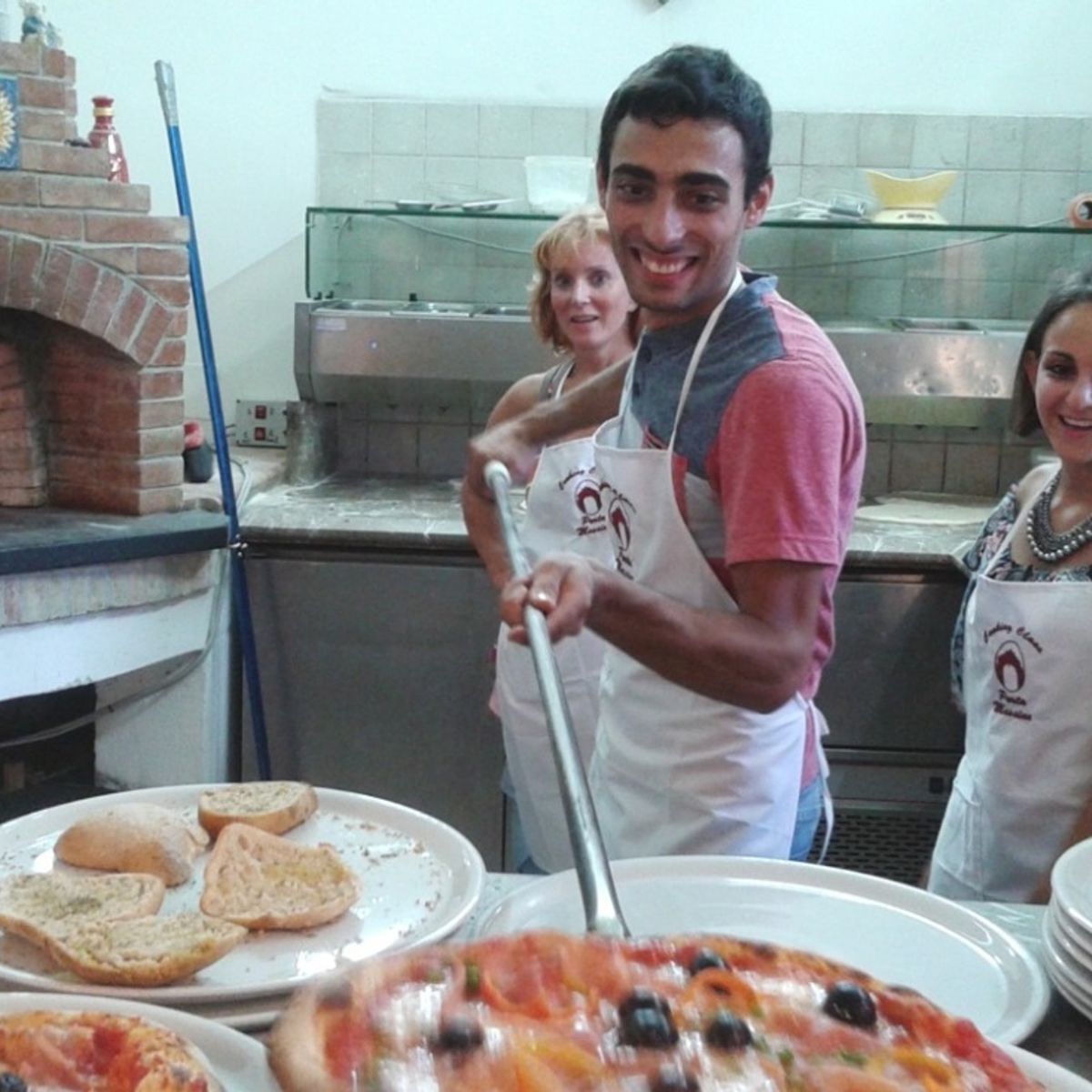 Pizza Making in Taormina