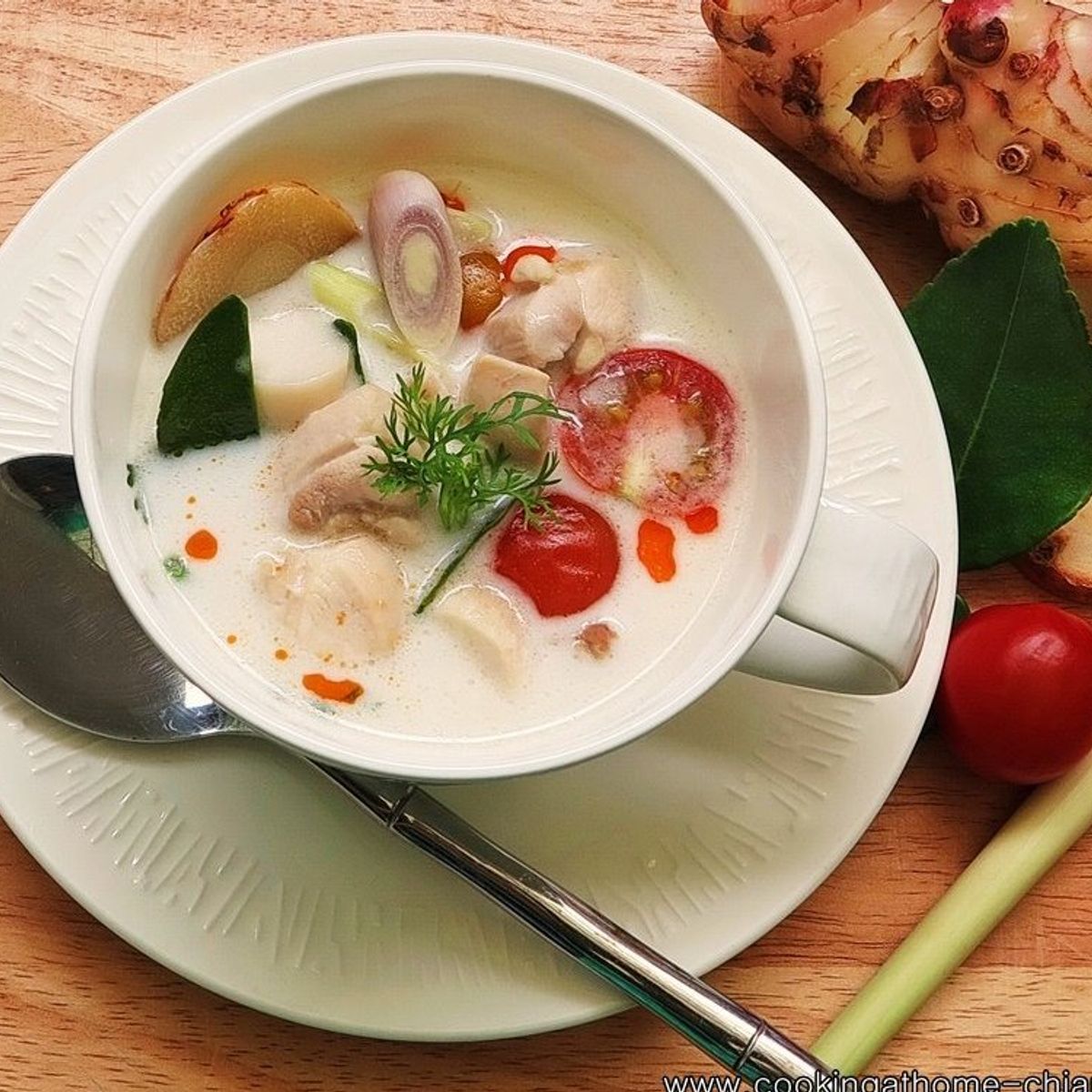 Erleben und verinnerlichen Sie die Magie der authentischen thailändischen Hausmannskost.