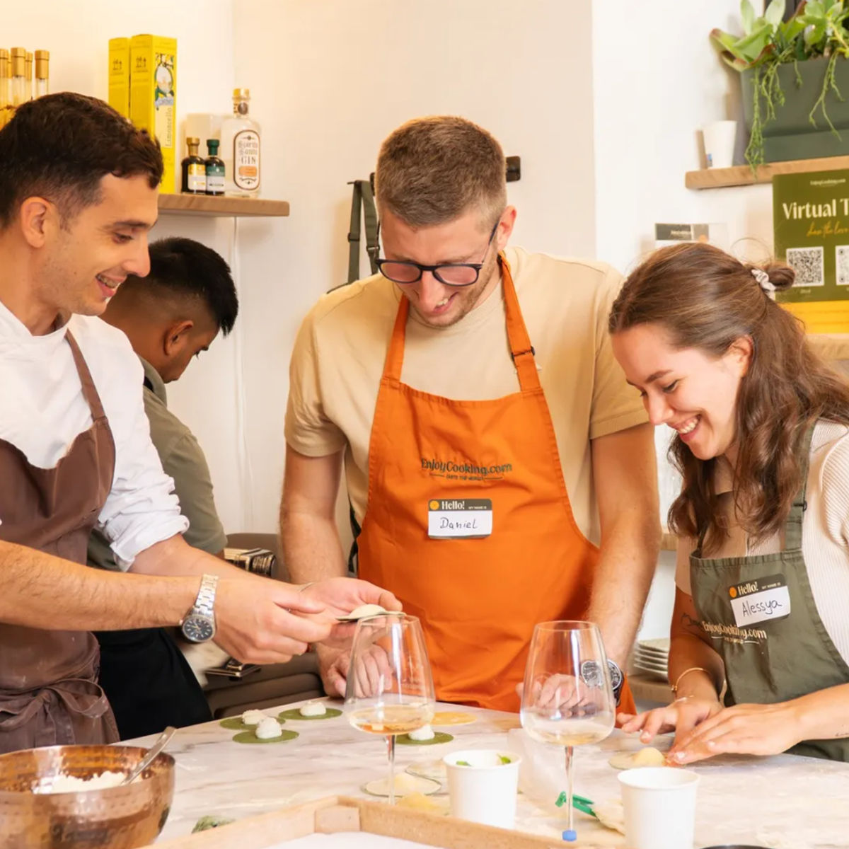 Private Italian Cooking Masterclass: Pizza, Pasta & Gelato with Unlimited Wine near the Colosseum (Up to 10 Guests)
