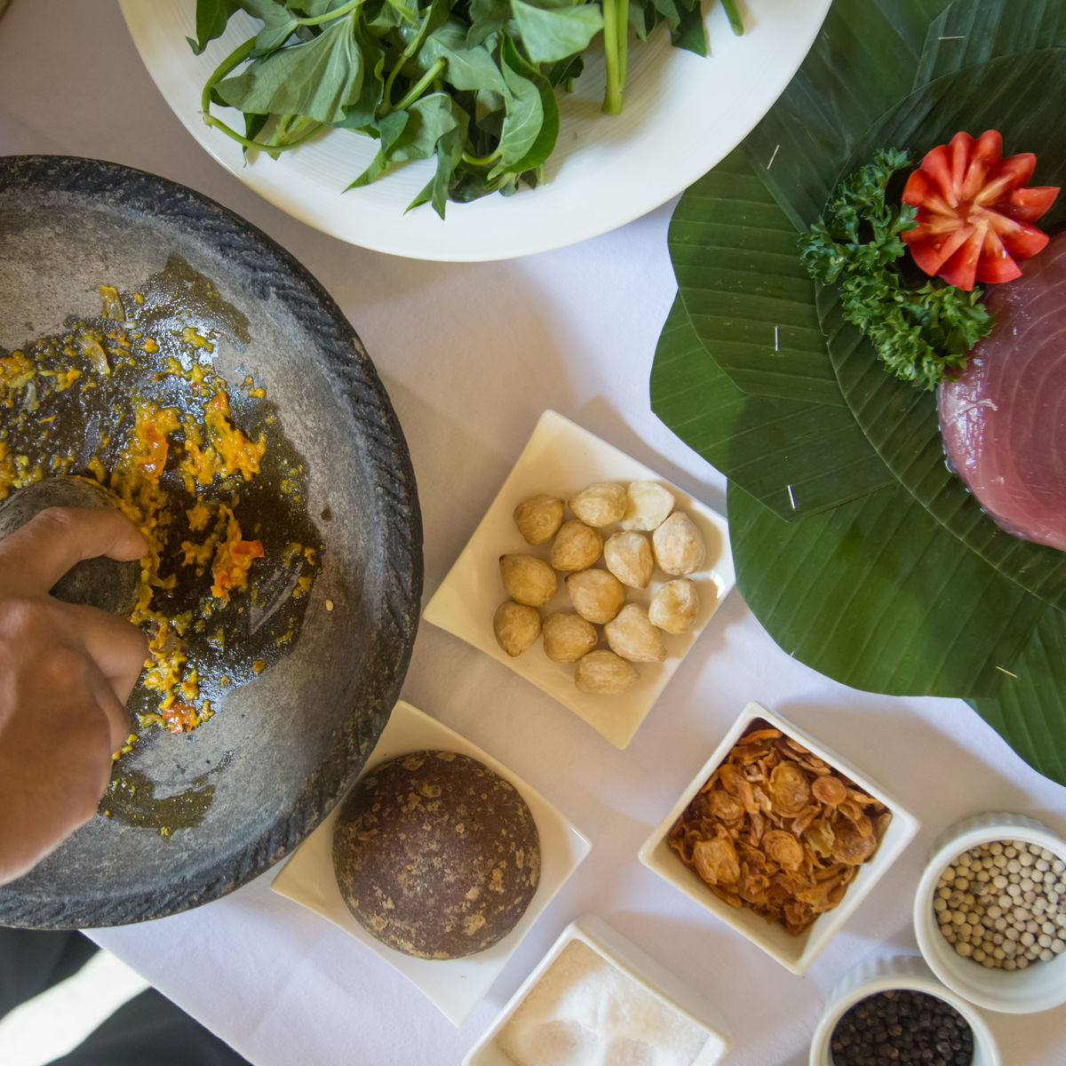 Private Cooking Class with Garden and Market Tour in a Tranquil Resort