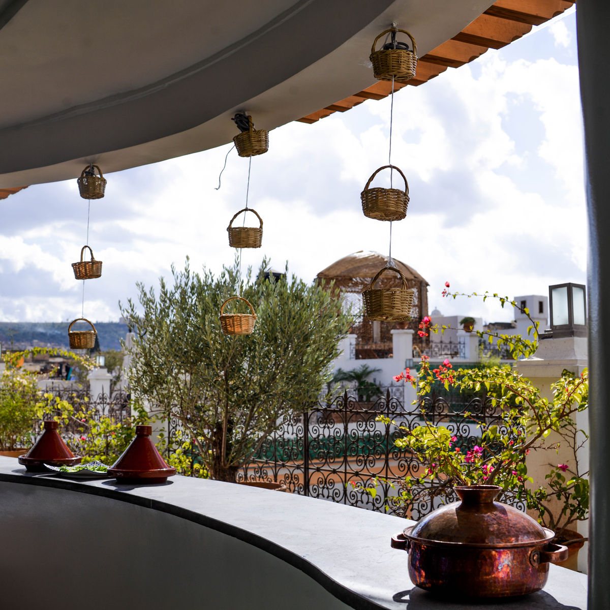 Private Moroccan Cooking Workshop with Souk Visit