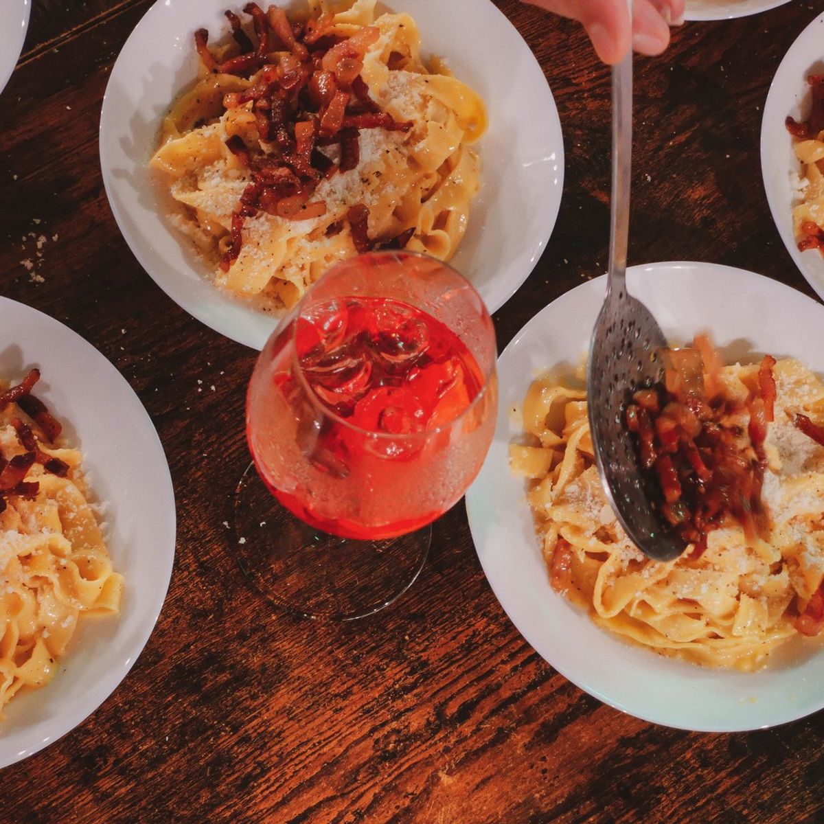 Privates Erlebnis: Spritz- und Spaghetti-Kochkurs in Rom
