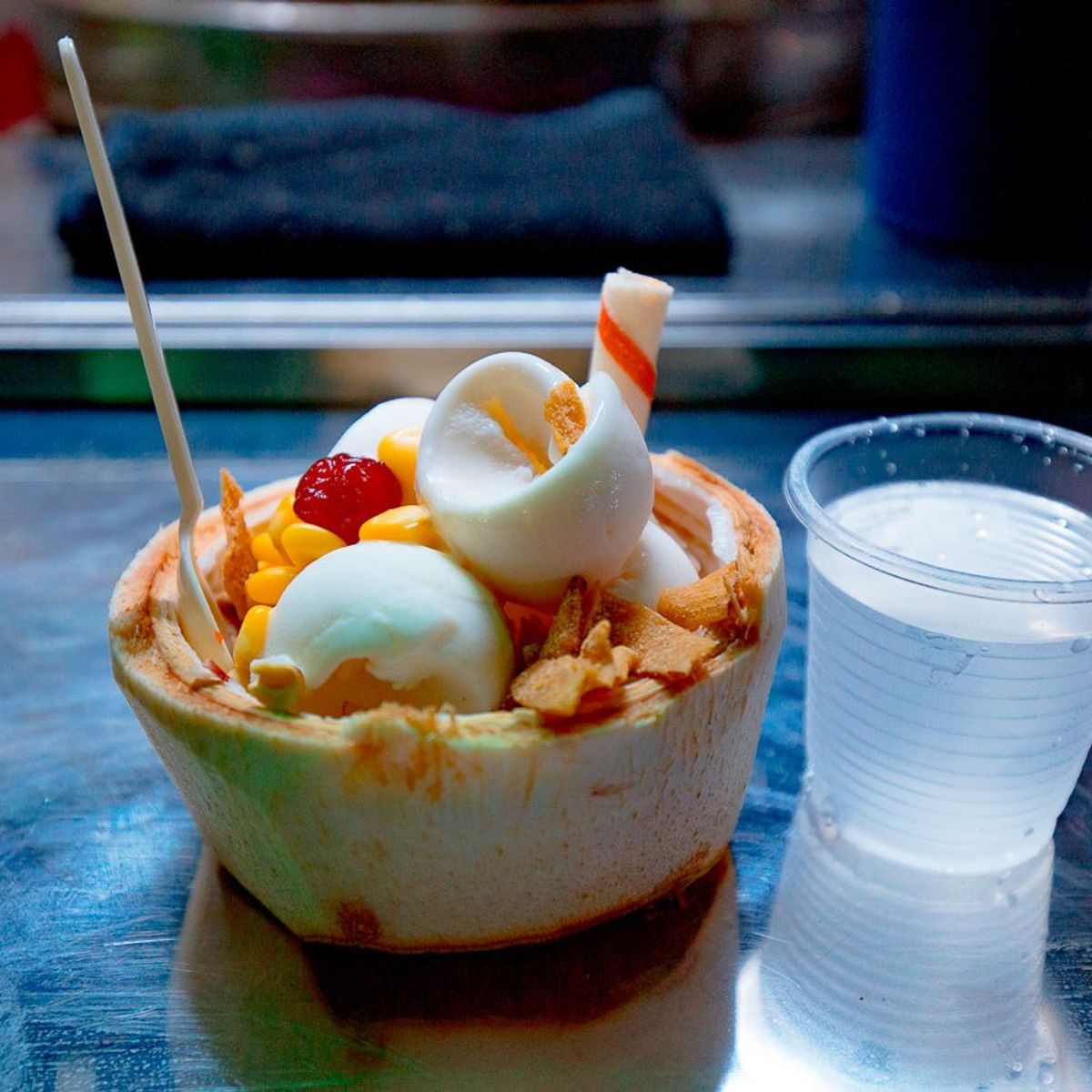 Visite privée à pied du quartier gastronomique en soirée