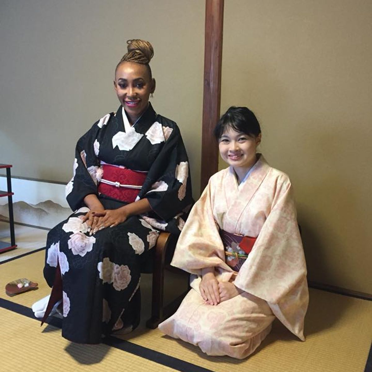 Private Tea Ceremony with Kimono and Ikebana (Flower Art) near Golden Pavilion