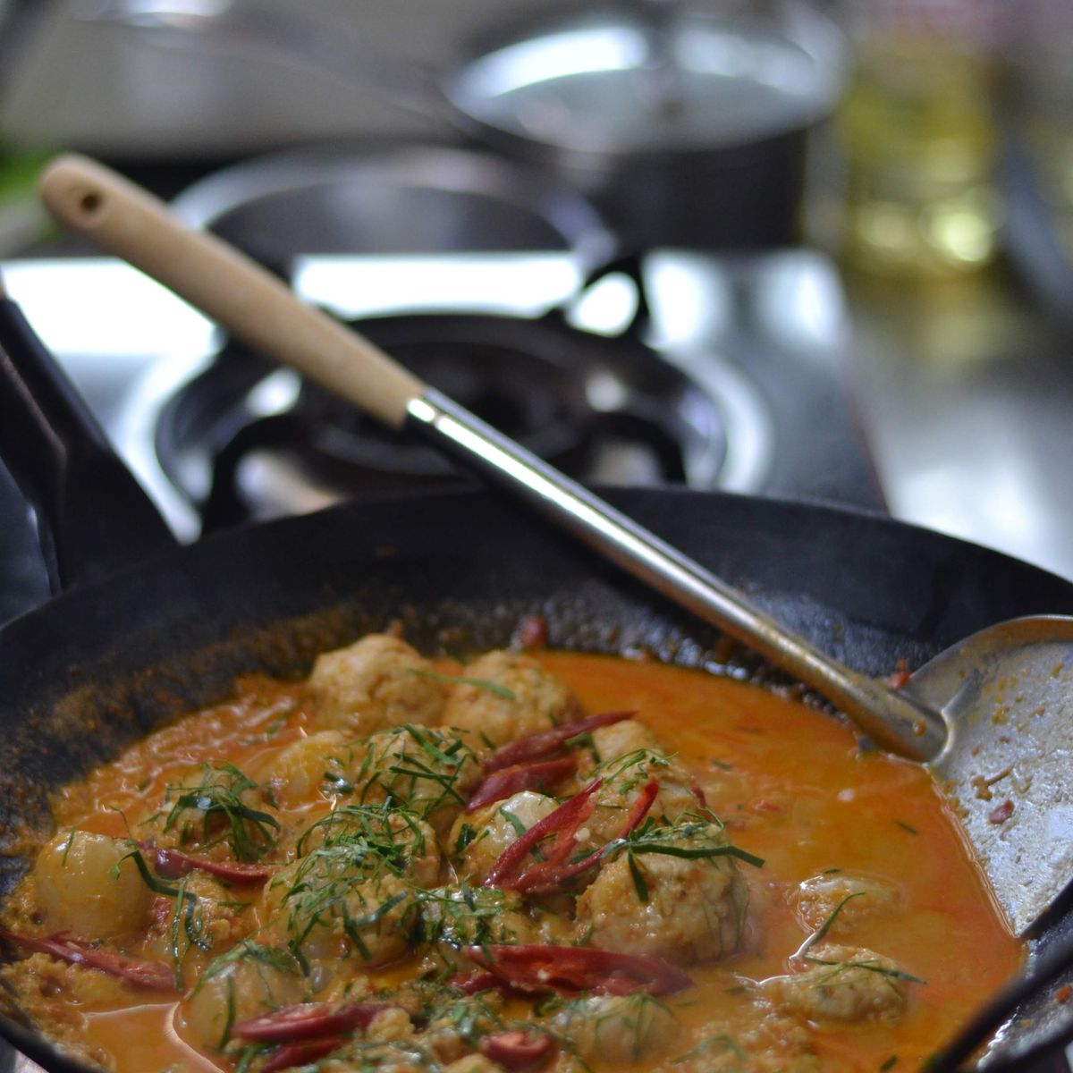 Private Market to Table Hands-on Cooking in Thai Home for Curious Home Cooks Solo Booking