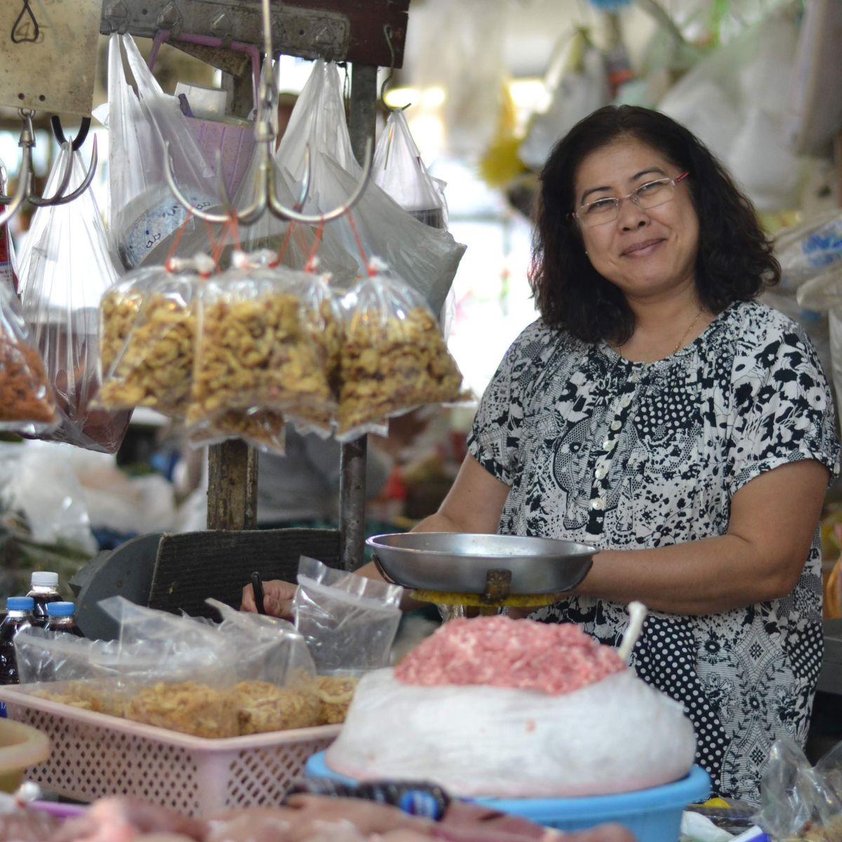Private Market to Table Hands-on Cooking in Thai Home for Curious Home Cooks Solo Booking