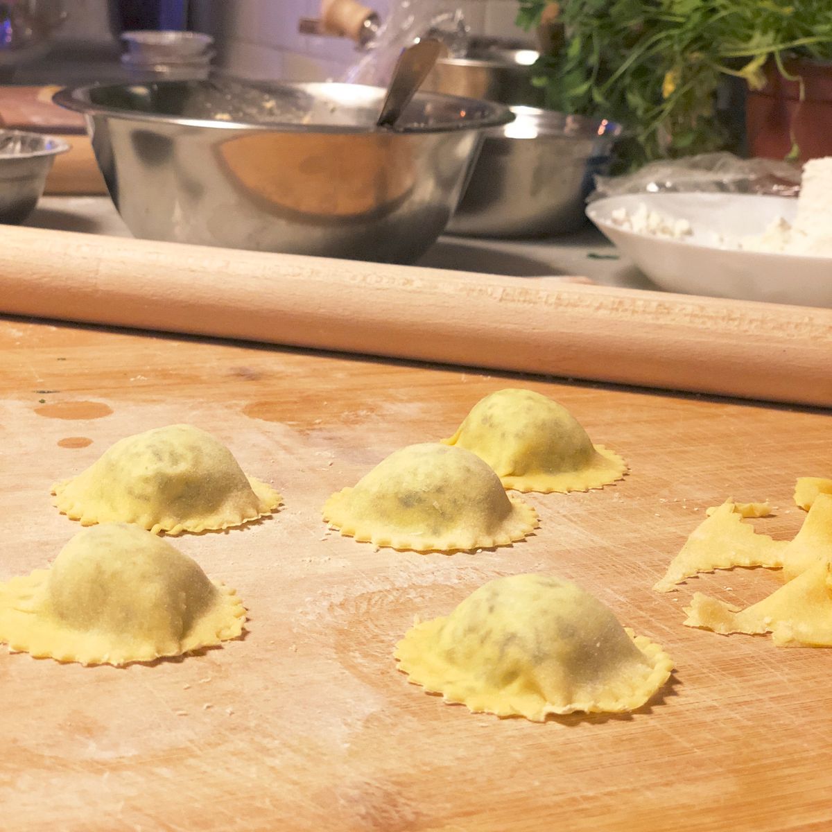 Professional Lab Pasta Experience in a Pastificio