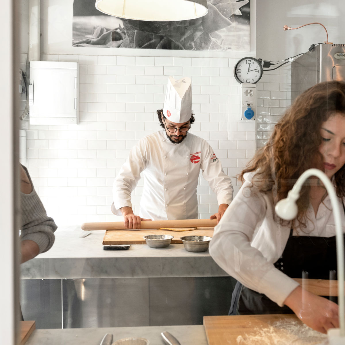 Professional Lab Pasta Experience in a Pastificio