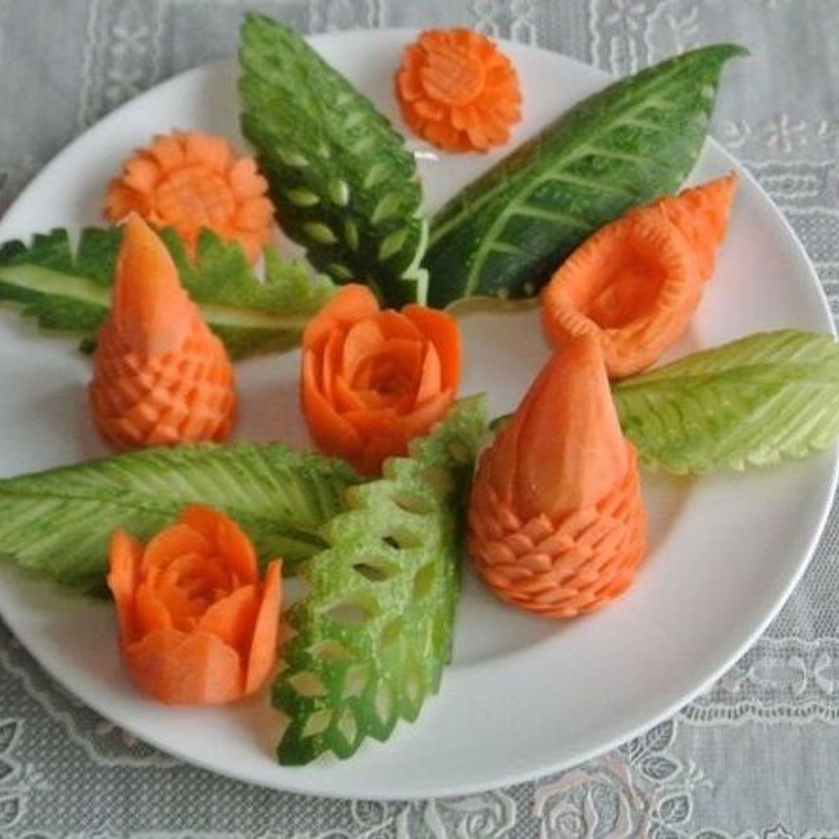 Professional Thai Fruit and Vegetable Carving Full Day Class