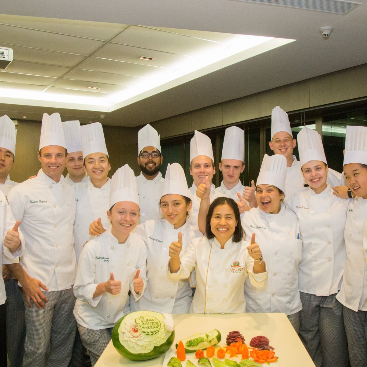 Professional Thai Fruit and Vegetable Carving Full Day Class