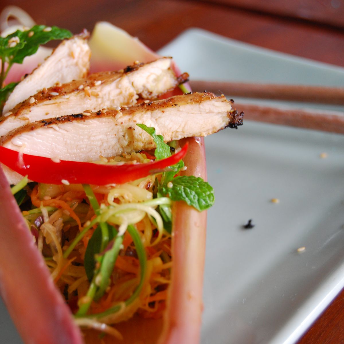 Red Bridge Deluxe Day Journey: Organic Farm, Boat Trip, Market Tour and Hands on Cooking of 4 Famous Vietnamese Dishes