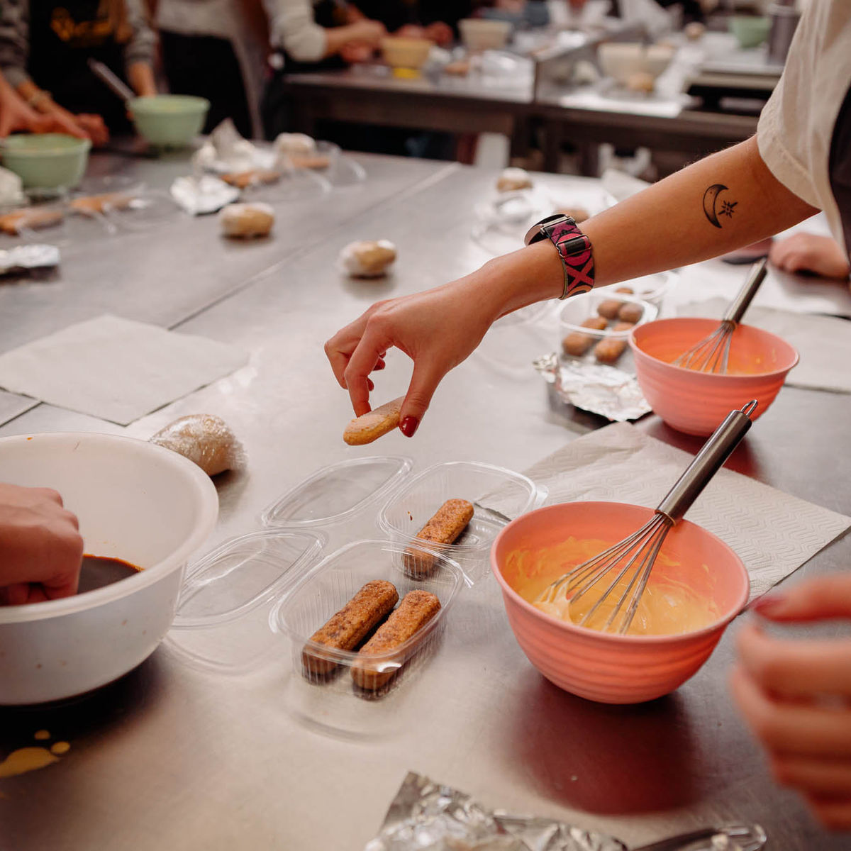 Délices de Rome : Cours de cuisine sur les glaces, le tiramisu et les cannoli